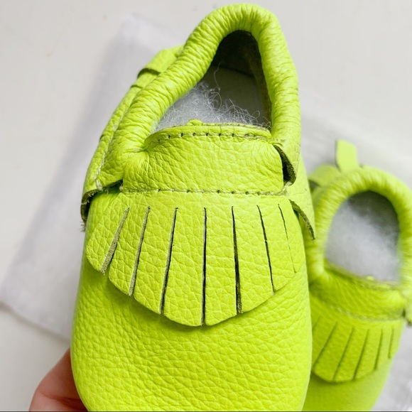 SOLD Happy Moc Lime Green Moccasins 6-12 months - Picture 3 of 3